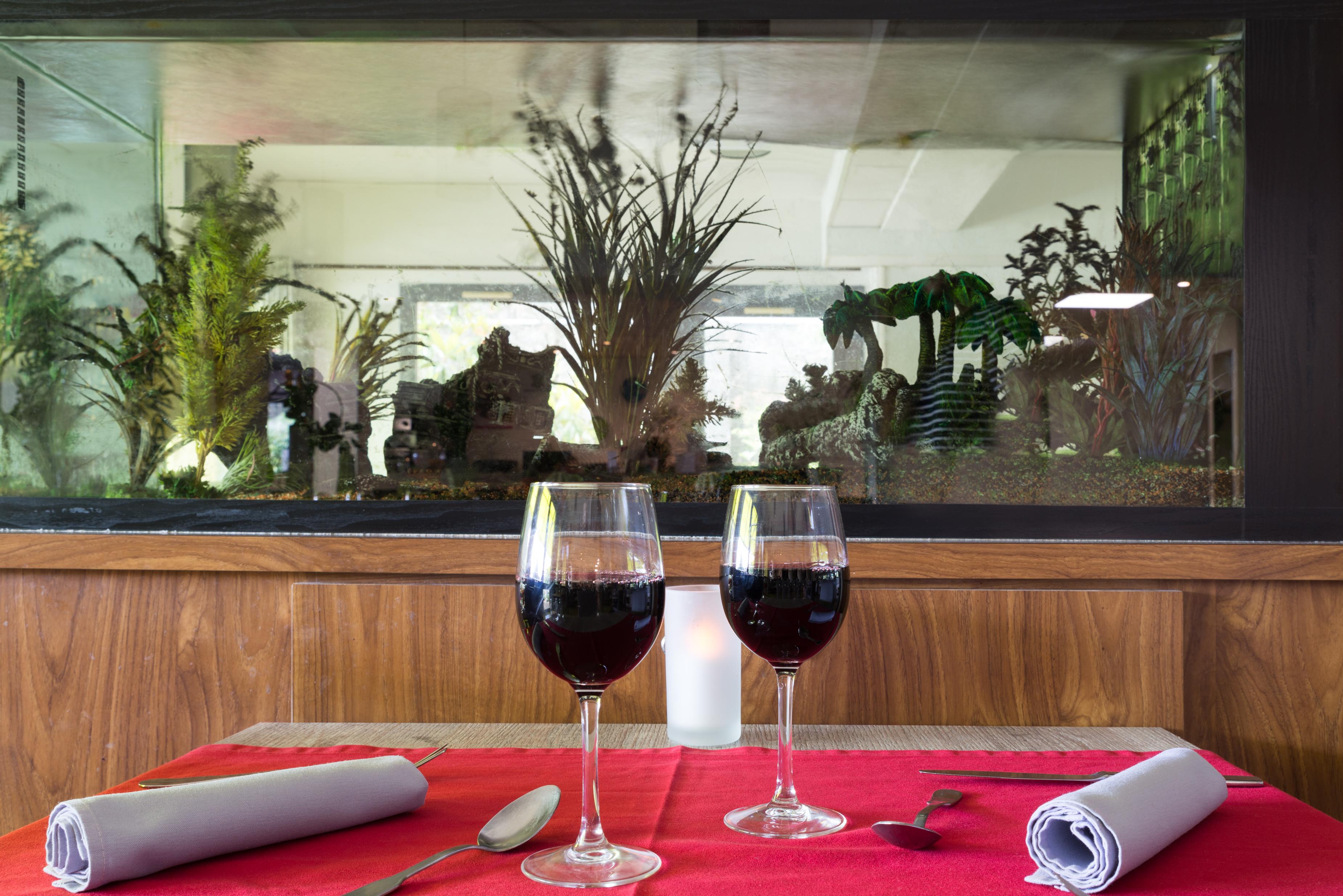 Hotel The Originals Romans-Sur-Isere Le Clos Des Tanneurs ภายนอก รูปภาพ